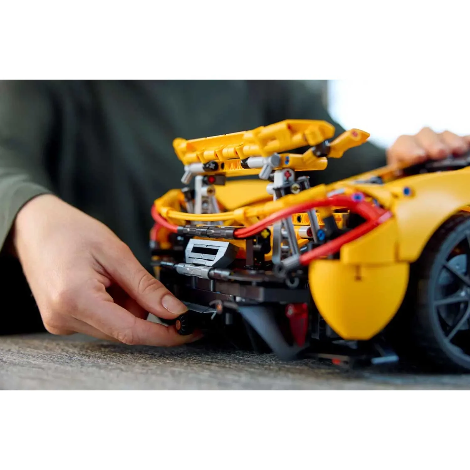 LEGO - Hypercar McLaren P1 42172 - Image 10