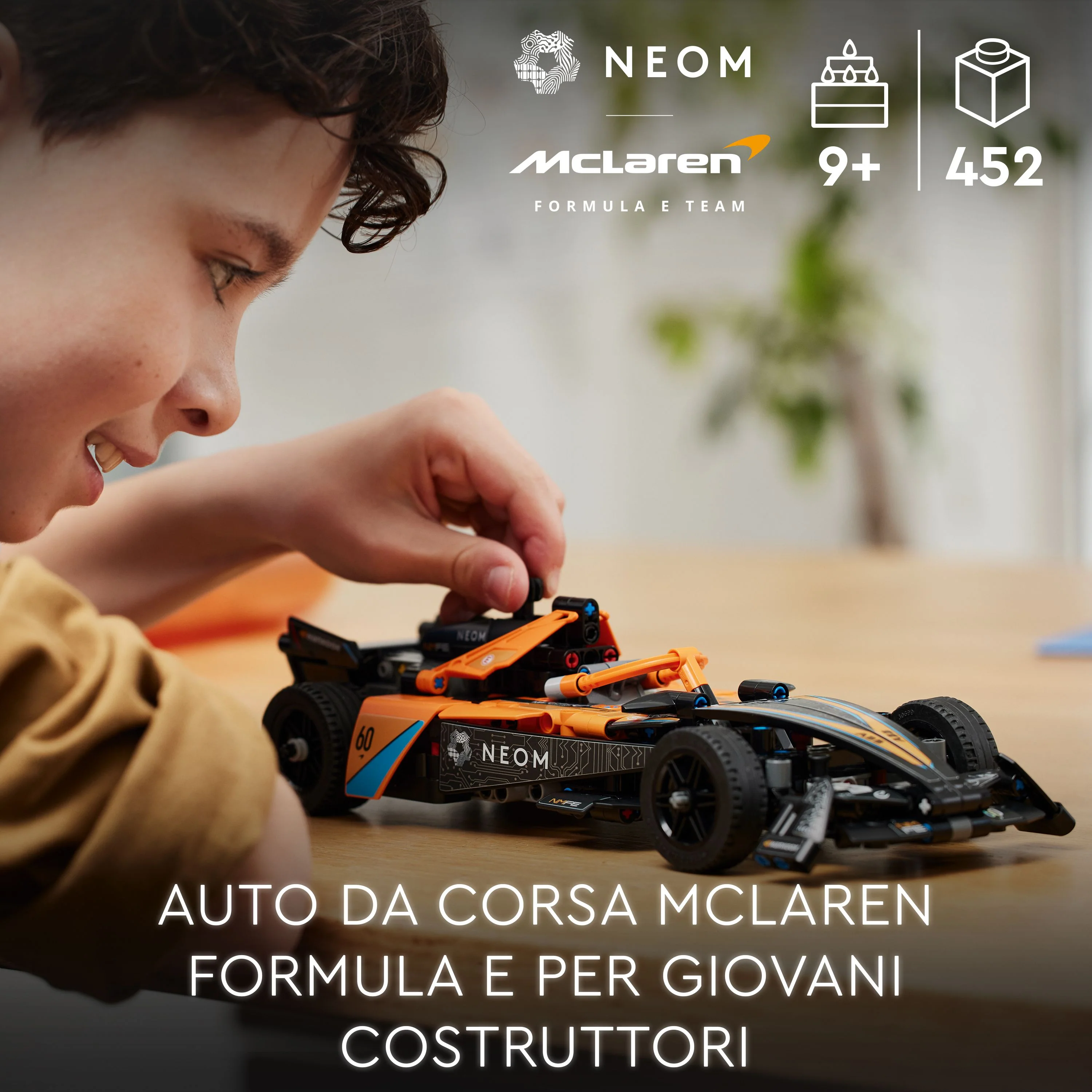 LEGO - NEOM McLaren Formula E Race Car 42169 - Image 24
