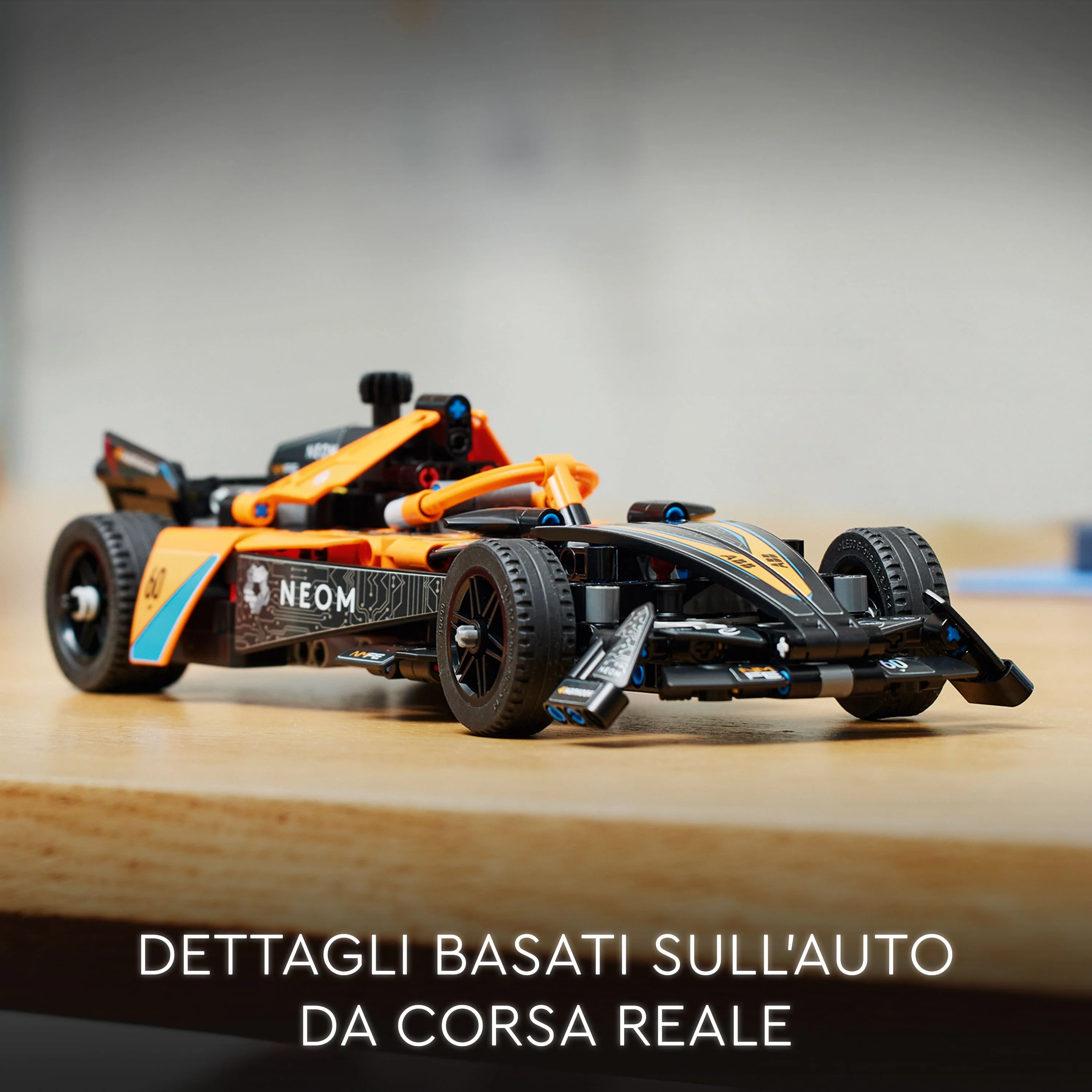 LEGO - NEOM McLaren Formula E Race Car 42169 - Image 27
