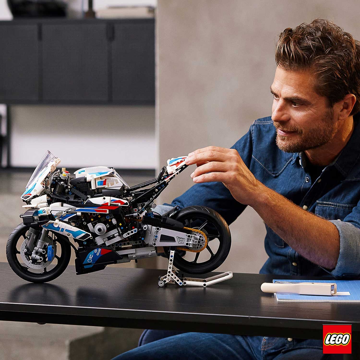 LEGO - Technic - Moto Bmw 42130 - Image 4